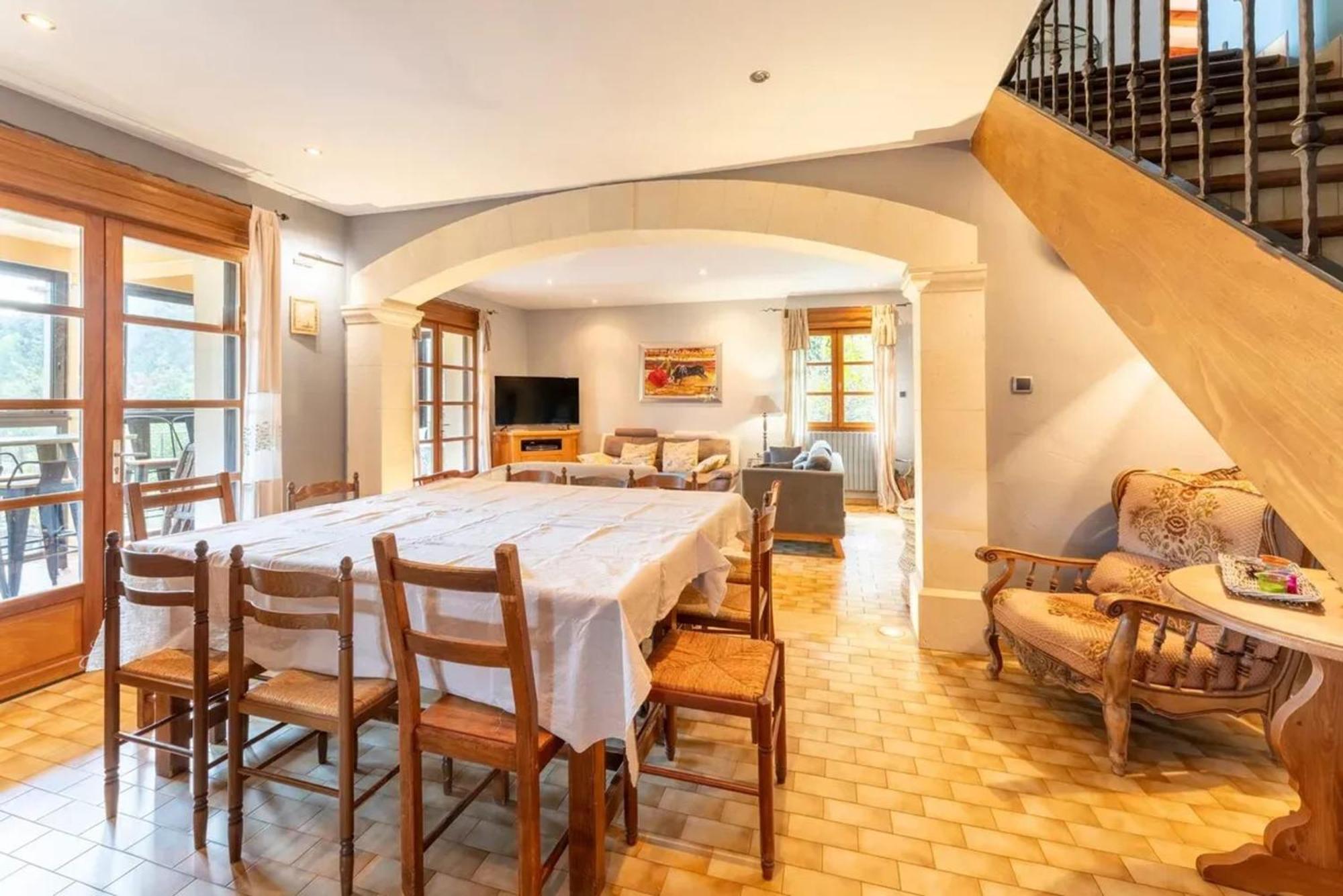 Villa Spacieuse A Vezenobres Avec Piscine Privee Kültér fotó