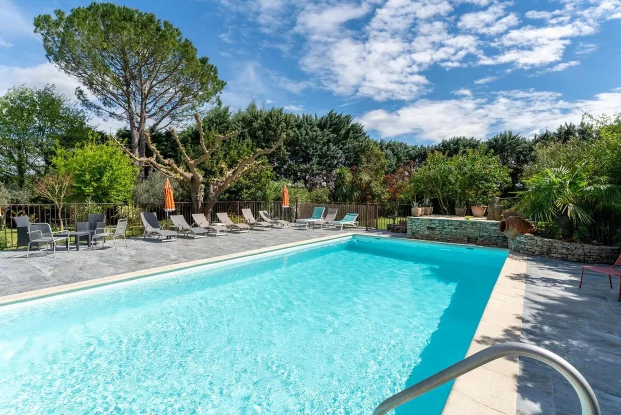 Villa Spacieuse A Vezenobres Avec Piscine Privee Kültér fotó
